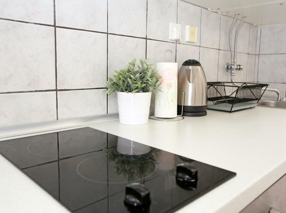 Apartments Tona Zaboric Eksteriør bilde